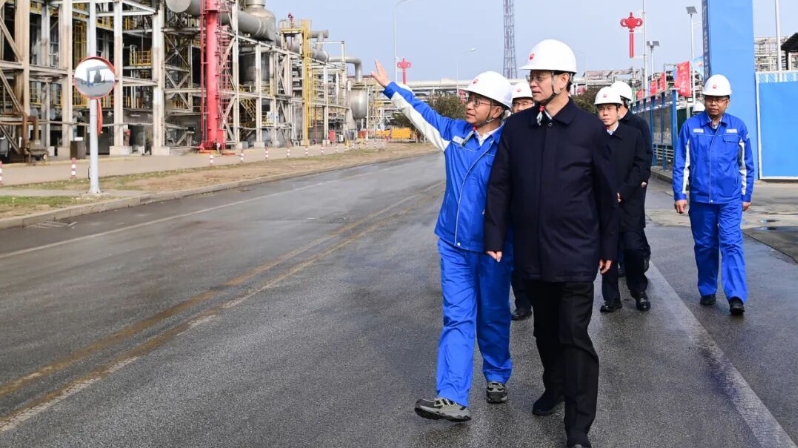 許昆林在撫順調研